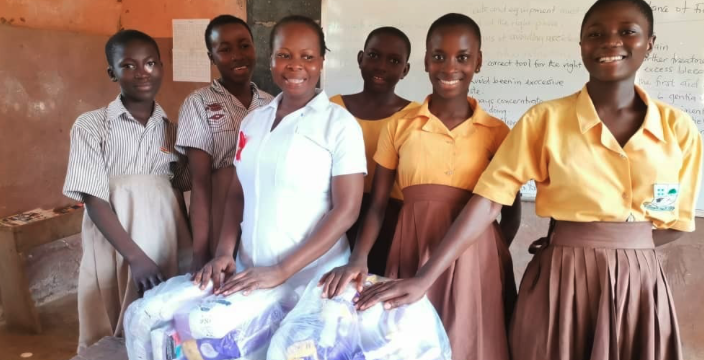Reine Mädchensache - Mädchentoiletten für die Schule in Akuni